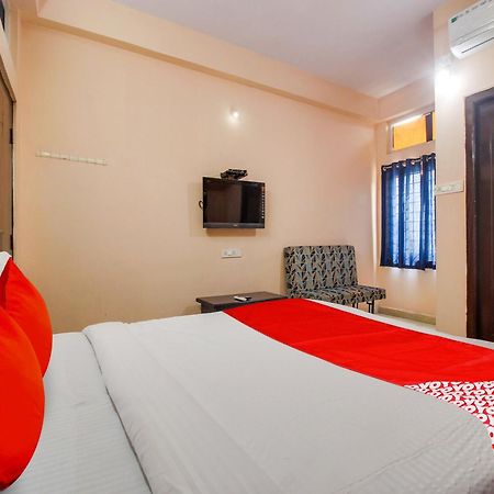 Hotel O R.J.International Pedda Ambarpet Ngoại thất bức ảnh