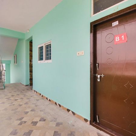 Hotel O R.J.International Pedda Ambarpet Ngoại thất bức ảnh