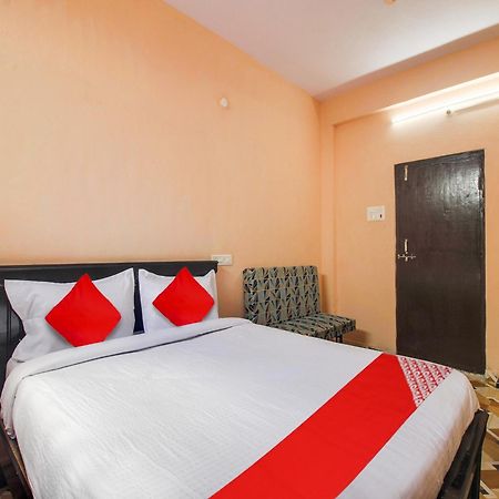 Hotel O R.J.International Pedda Ambarpet Ngoại thất bức ảnh