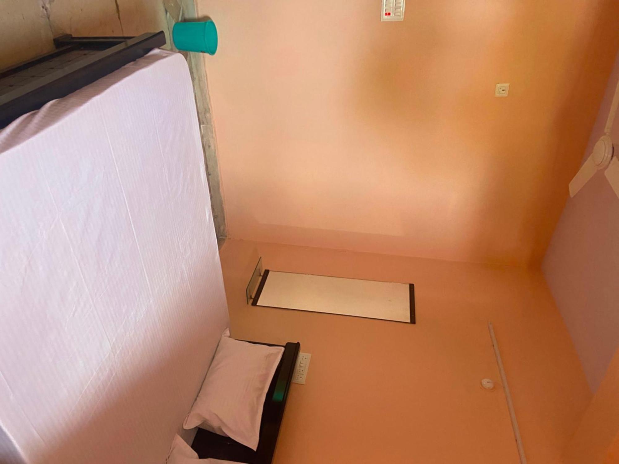 Hotel O R.J.International Pedda Ambarpet Ngoại thất bức ảnh