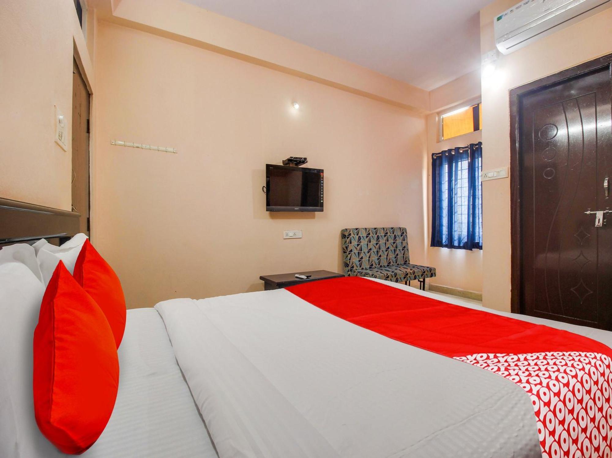 Hotel O R.J.International Pedda Ambarpet Ngoại thất bức ảnh