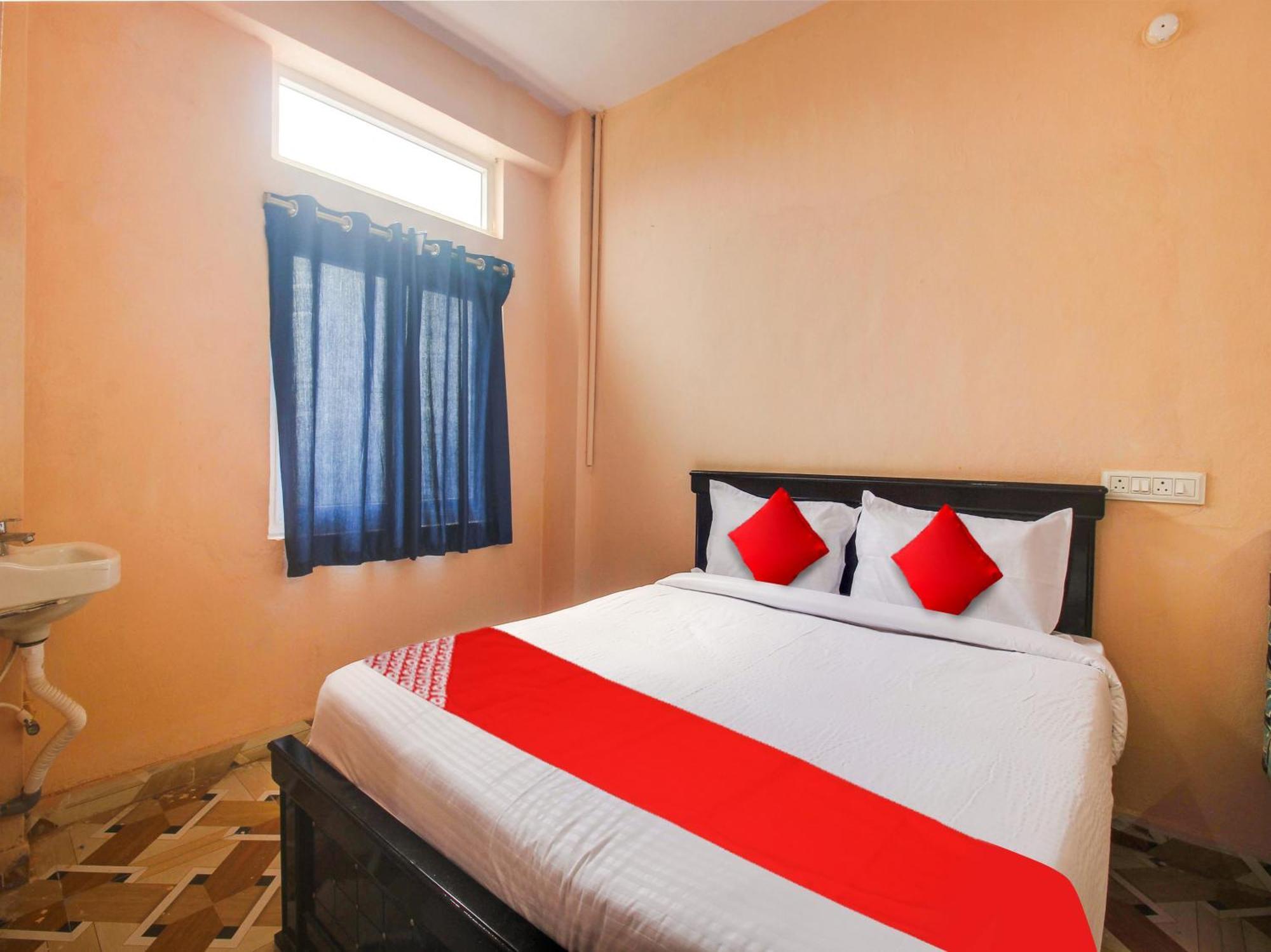 Hotel O R.J.International Pedda Ambarpet Ngoại thất bức ảnh